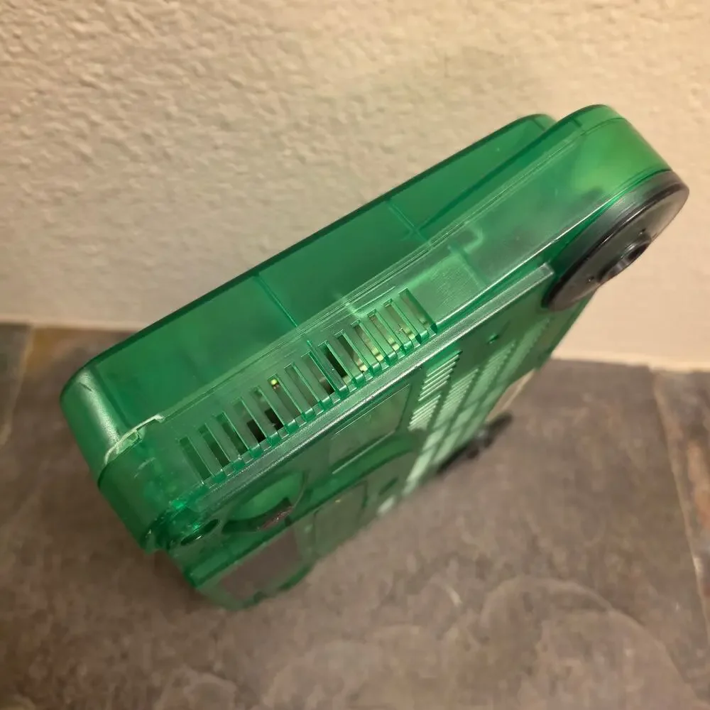 Hardware - N64 System, Jungle Green w/ 1 Gamepad - Nintendo64 - Funtastic